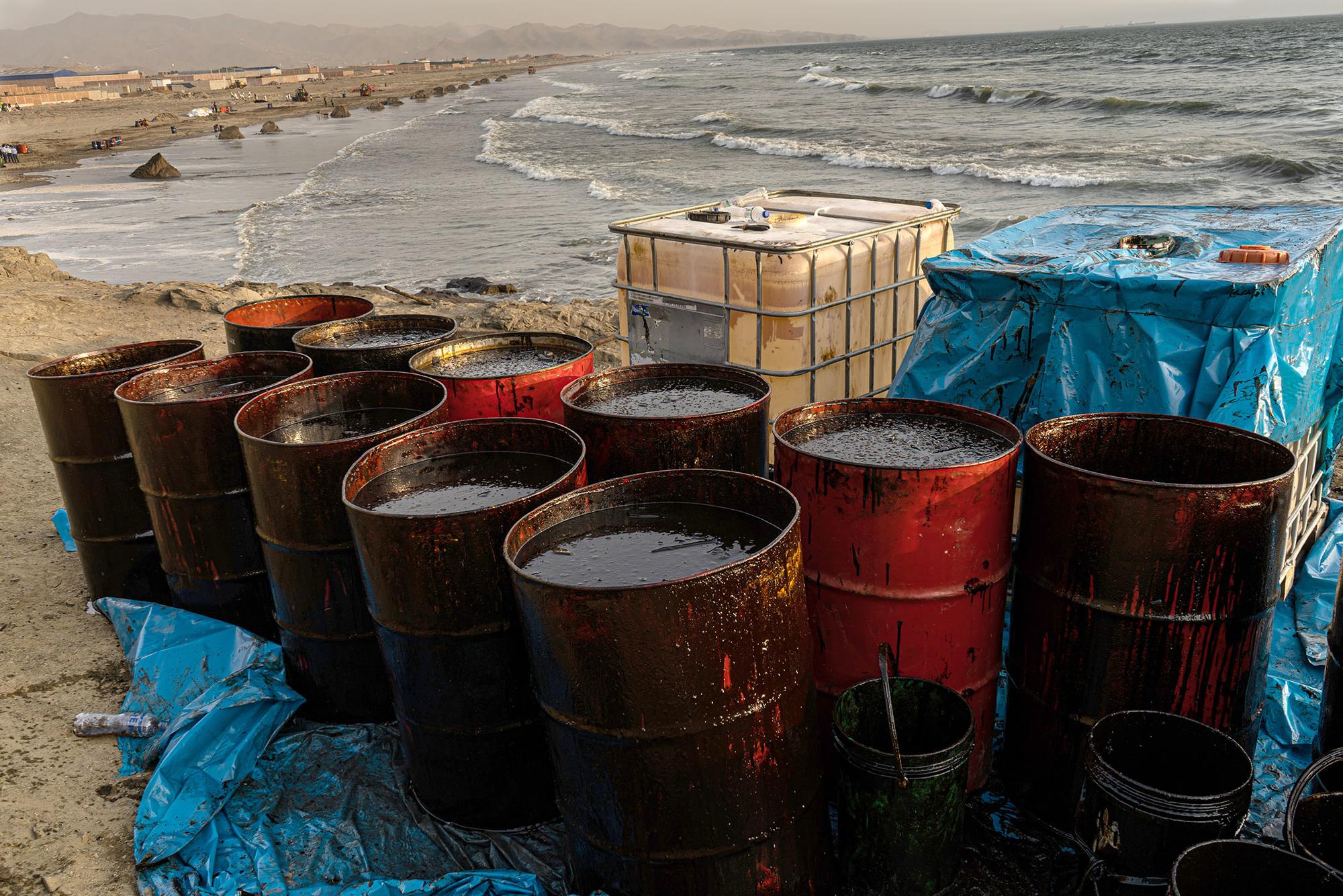 Pescadores afectados por el derrame de Repsol en Perú. - 8